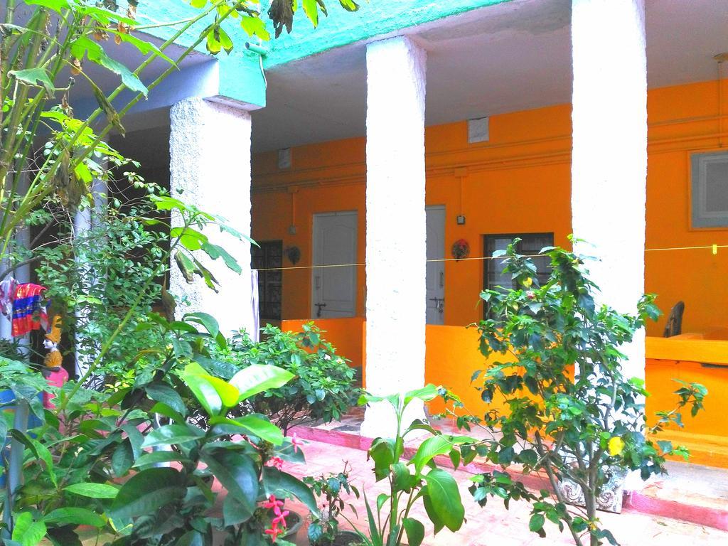 Rajalakshmi Pensión Mahabalipuram Exterior foto